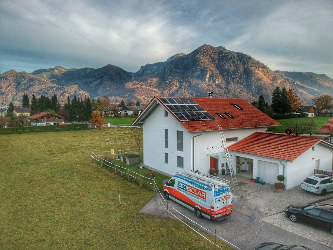 ZEO SOLAR Referenz – Einfamilienhaus mit PV-Anlage